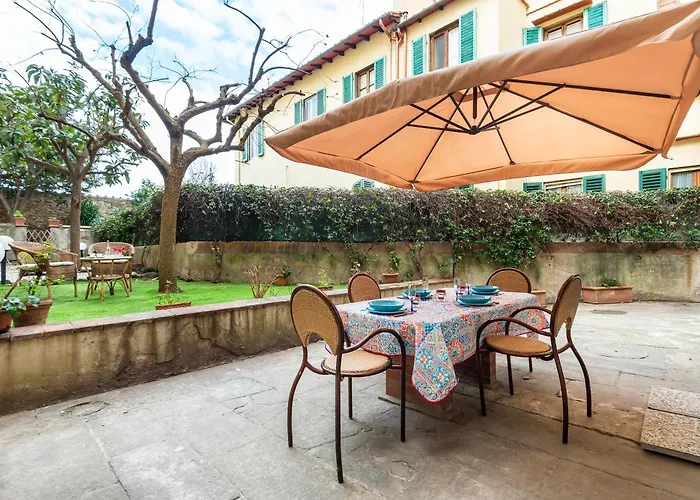 Garden Apartment In Florence
